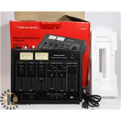 VINTAGE REALISTIC STEREO MIXING CONSOLE