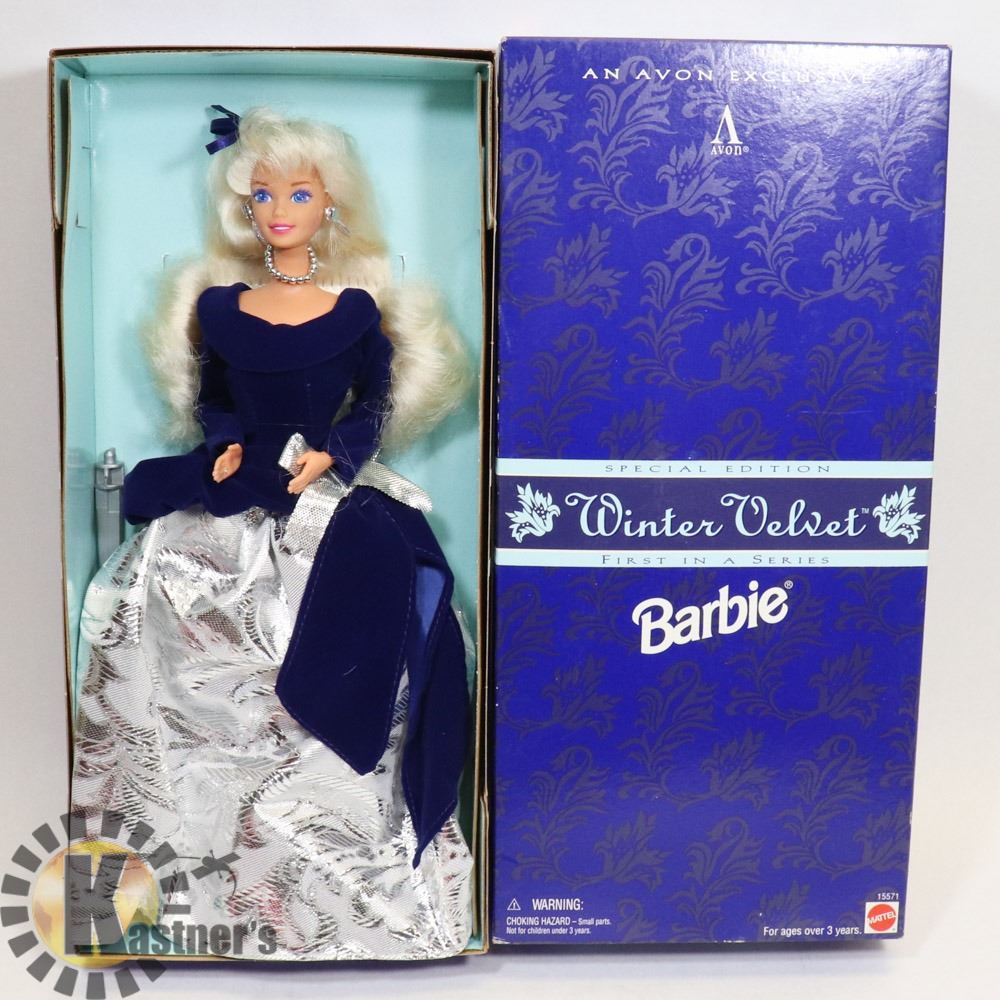 WINTER VELVET AVON EXCLUSIVE BARBIE. - Kastner Auctions