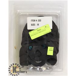 MENS MED ICE GRIPS, BOOTS.