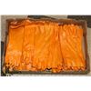 Image 1 : LOT OF LARGE HEAVY DUTY RUBBER GLOVES.