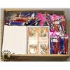 Image 1 : LOT OF PENS AND TACKS.