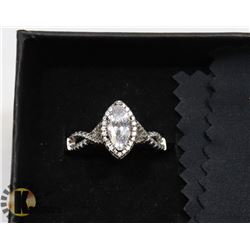 MODERN GENTS' RING (CUBIC ZIRCONIUM + STR SILVER)