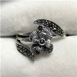 SILVER MARCASITE RING