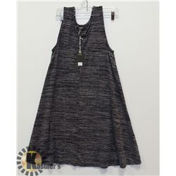 DKR WOMENS DRESS SIZE LARGE