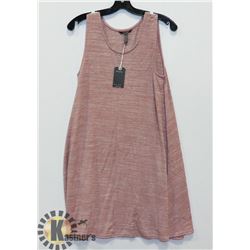 DKR WOMENS DRESS SIZE MEDIUM