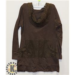 WOMENS HOODIE SIZE XL