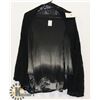 Image 1 : WOMENS SHIRT AND SHAWL ONE SIZE FITS MOST