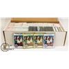 Image 1 : 1600 COUNT BOX OF HOCKEY CARDS