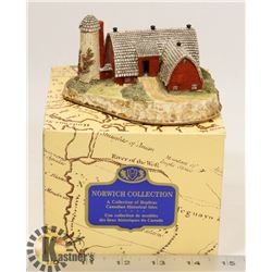 NORWICH COLLECTION BEND ROOF BARN 925-003