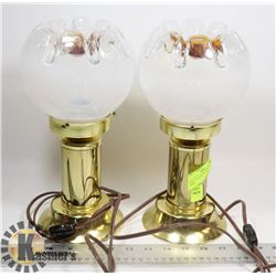PAIR OF VINTAGE ART GLASS TABLE LAMPS.