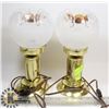 Image 1 : PAIR OF VINTAGE ART GLASS TABLE LAMPS.