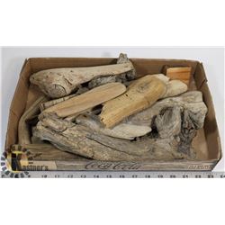 BOX OF ASSORTED WOOD PIECES