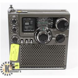 SONY AM/FM MULTI-BAND RECEIVER ICF-5900W