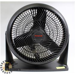 HONEYWELL LARGE FAN,