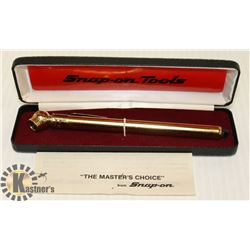 SNAP ON TIRE PRESSURE GAUGE.