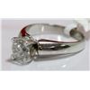 Image 4 : 40) 10K WHITE GOLD DIAMOND SOLITAIRE RING,