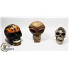 Image 1 : LOT OF 3 DECORATIVE SKULLS
