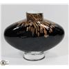 Image 1 : HAND-BLOWN BLACK WITH GOLD TRIM DESIGN