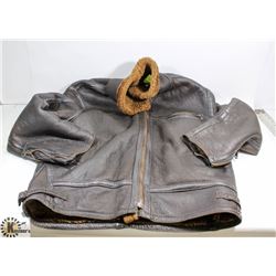 MENS L LEATHER JACKET