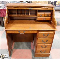 SOLID WOOD ROLL TOP DESK NO KEY, 41"X44"X45".