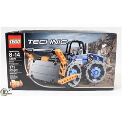 LEGO TECHNIC 171PC DOZER COMPACTOR, ITEM #42071.