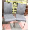 Image 1 : LOT OF 2 CHAIRS