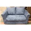 Image 1 : BLUE FABRIC 53" LOVESEAT