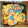 Image 1 : BOX OF WOOD PUZZLES