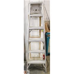 6' ALUMINUM LADDER.
