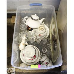 LOT OF ASSORTED GLASS, CHINA AND CRYSTAL