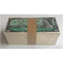 Bank of Canada $1, 1967 - Sealed Bank Lot of 500 Notes