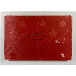 1937 Canada Red Specimen Box