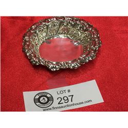 Hallmarked Sterling Silver Fancy Circular Candy Dish. Birmingham 1907