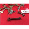 Image 2 : Lot of Vintage and Antique Keys