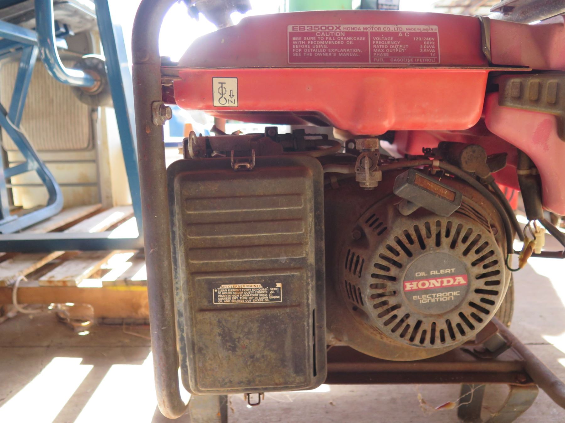 Honda EB3500 Portable Generator 3500 Watts (Starts & Runs See Video
