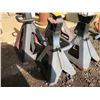 Image 2 : Qty 4 Metal Automotive Jack Stands
