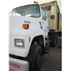 Image 2 : Ford L9000 White Single Axle Truck Tractor w/ Cummins Engine (Runs & Drives See Video)