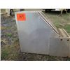 Image 2 : Genuine Merritt Saddle Box Aluminum Step Box