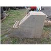 Image 4 : Genuine Merritt Saddle Box Aluminum Step Box