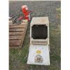 Image 8 : Genuine Merritt Saddle Box Aluminum Step Box