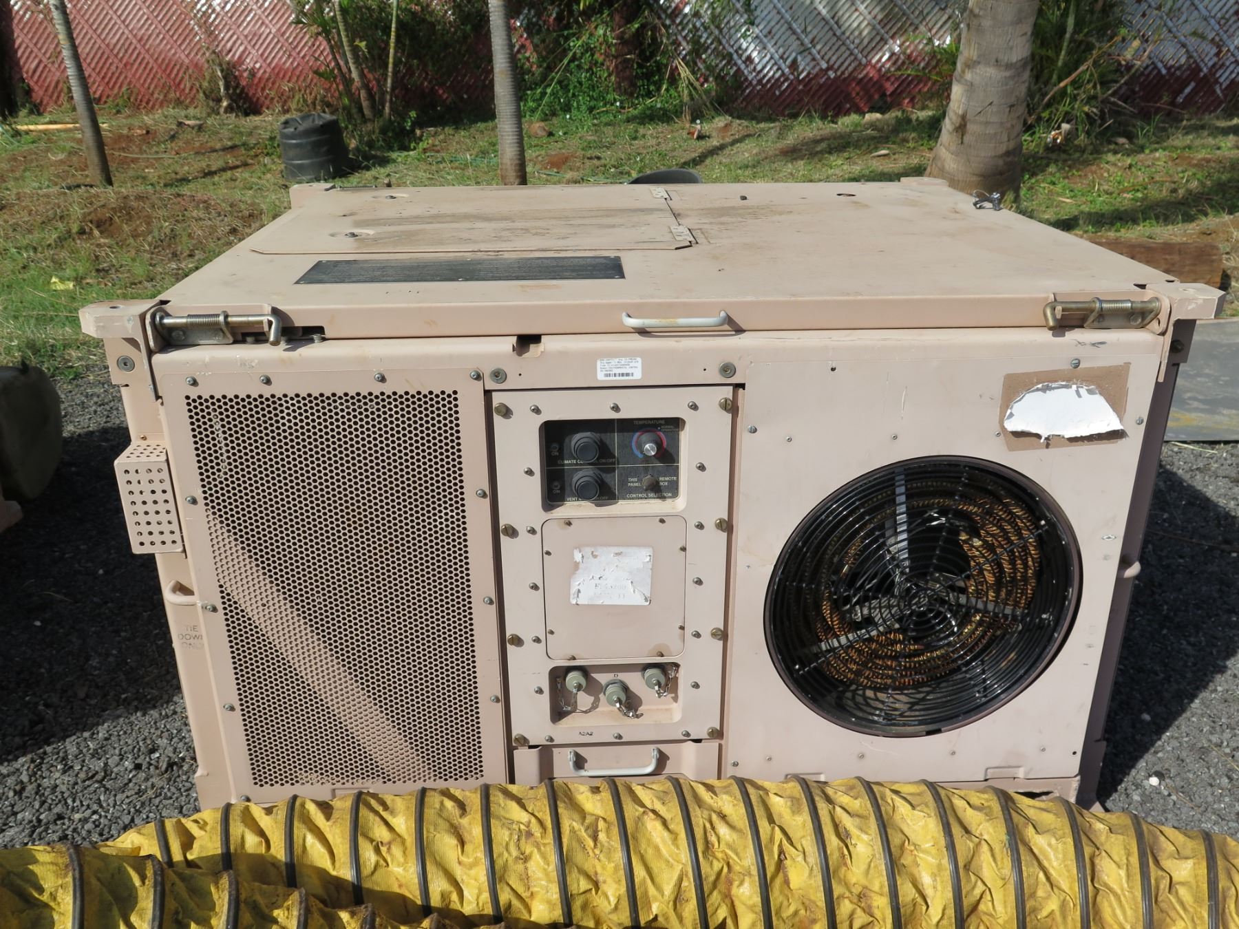 Compact Environmental Control Unit Field Deployable Environmental Control Unit 208/230 Vac, Model FDECU-5 ...