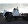 Image 2 : 1992 Ford L9000 White Single Axle Truck Tractor w/ Cummins Engine & Air Brakes