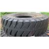 Image 1 : Bridgestone 2 Star 18.00R33 Tubeless Large Equipment Tire
