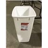 Image 1 : Rubbermaid Wastebasket (47.3L)