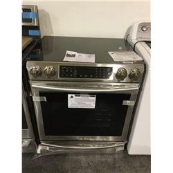 NEW Floor Model Electric Stainless Samsung Induction Range