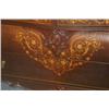 Image 2 : R.J. HORNER MAHOGANY INLAID DRESSER