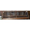 Image 2 : Slant Front Showcase