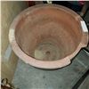 Image 2 : LARGE POTTERY PLANTER