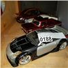 Image 2 : 4 DIE CAST CARS AND TOY CAR