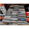 Image 2 : 2 TRAYS OF CDS